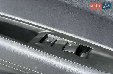 Хэтчбек Chevrolet Bolt EV 2020 в 