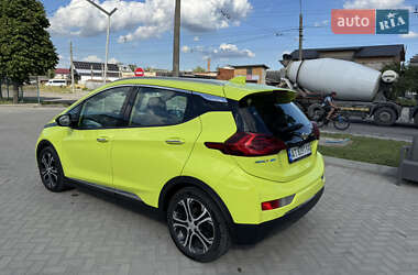 Хэтчбек Chevrolet Bolt EV 2018 в 