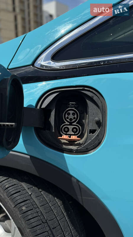 Хэтчбек Chevrolet Bolt EV 2020 в Луцке