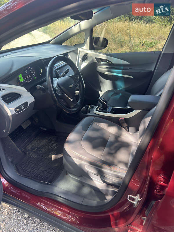 Хэтчбек Chevrolet Bolt EV 2018 в Запорожье фото 2 Хэтчбек Chevrolet Bolt EV 2018 в Запорожье