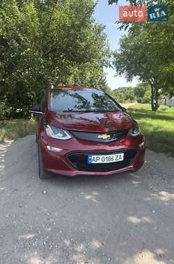Хэтчбек Chevrolet Bolt EV 2018 в 