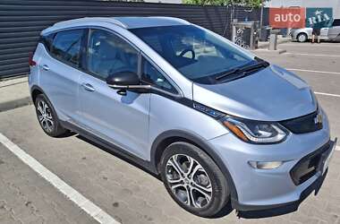 Хэтчбек Chevrolet Bolt EV 2016 в 