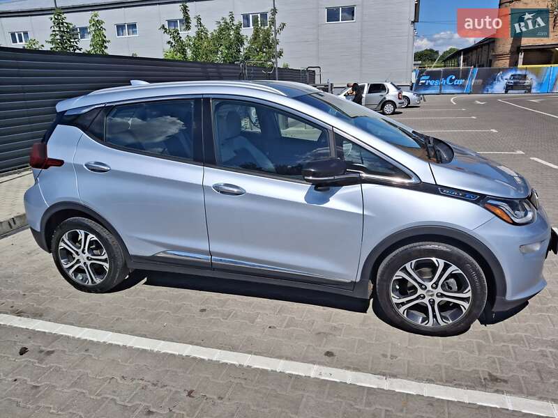 Хэтчбек Chevrolet Bolt EV 2016 в Житомире