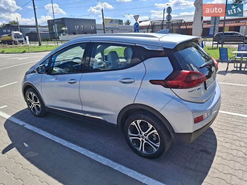 Хэтчбек Chevrolet Bolt EV 2016 в Житомире