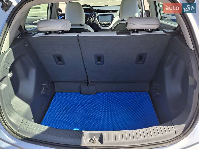 Хэтчбек Chevrolet Bolt EV 2016 в Житомире