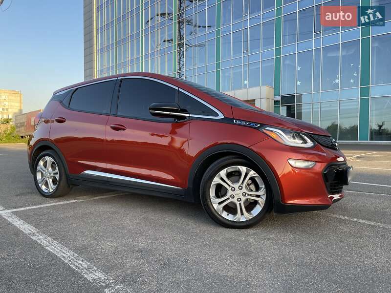 Хэтчбек Chevrolet Bolt EV 2021 в Днепре