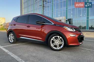 Хэтчбек Chevrolet Bolt EV 2021 в 