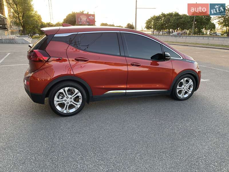 Хэтчбек Chevrolet Bolt EV 2021 в Днепре