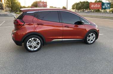 Хэтчбек Chevrolet Bolt EV 2021 в 