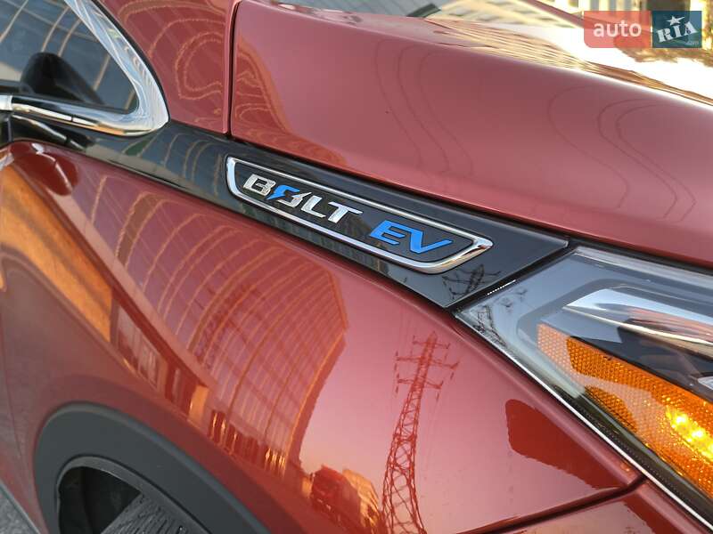Хэтчбек Chevrolet Bolt EV 2021 в Днепре