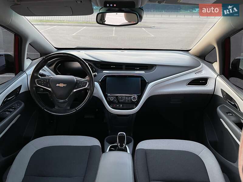 Хэтчбек Chevrolet Bolt EV 2021 в Днепре