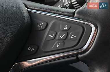 Хэтчбек Chevrolet Bolt EV 2021 в 