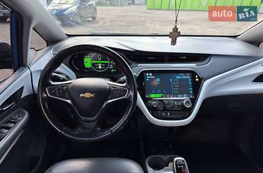 Хэтчбек Chevrolet Bolt EV 2018 в 
