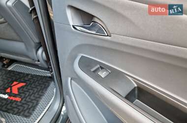 Хэтчбек Chevrolet Bolt EV 2017 в 