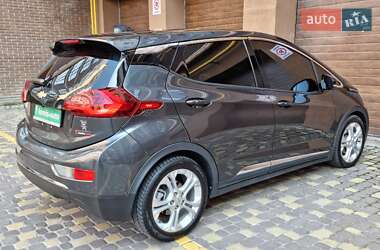 Хэтчбек Chevrolet Bolt EV 2017 в 