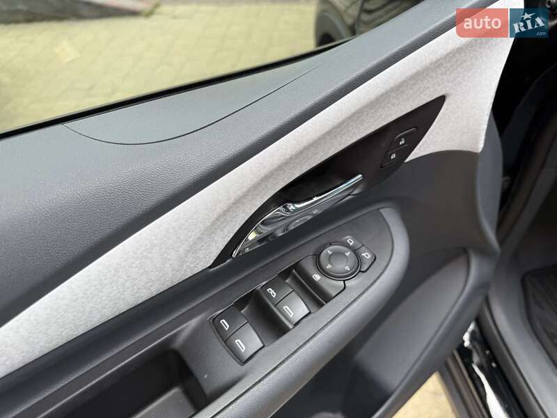 Хэтчбек Chevrolet Bolt EV 2019 в Львове