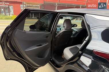 Хэтчбек Chevrolet Bolt EV 2019 в 