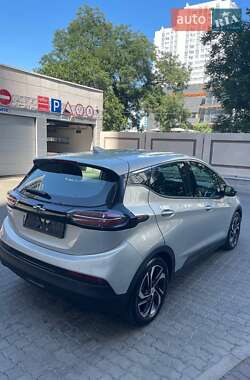 Хэтчбек Chevrolet Bolt EV 2023 в 