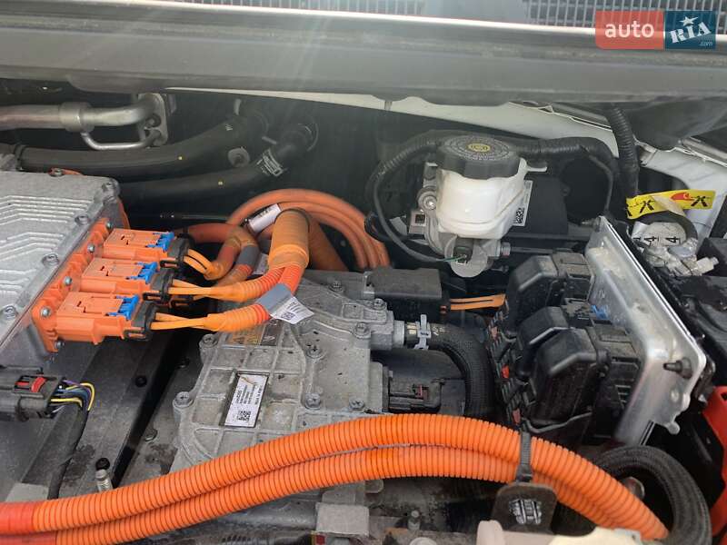 Хэтчбек Chevrolet Bolt EV 2020 в Киеве фото 19 Хэтчбек Chevrolet Bolt EV 2020 в Киеве