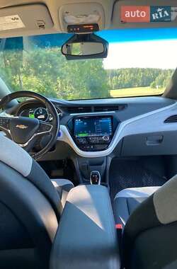 Хэтчбек Chevrolet Bolt EV 2019 в 