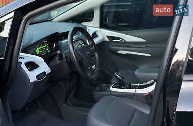 Хэтчбек Chevrolet Bolt EV 2020 в 