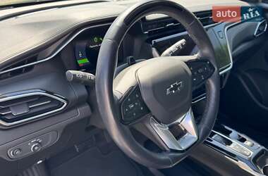 Хэтчбек Chevrolet Bolt EV 2022 в 