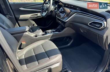 Хэтчбек Chevrolet Bolt EV 2022 в 