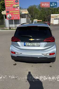 Хэтчбек Chevrolet Bolt EV 2017 в 