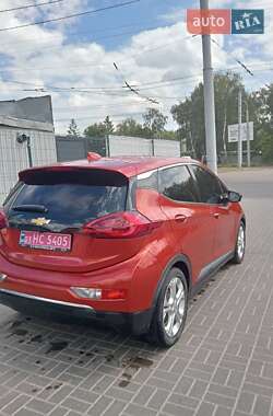 Хэтчбек Chevrolet Bolt EV 2021 в 