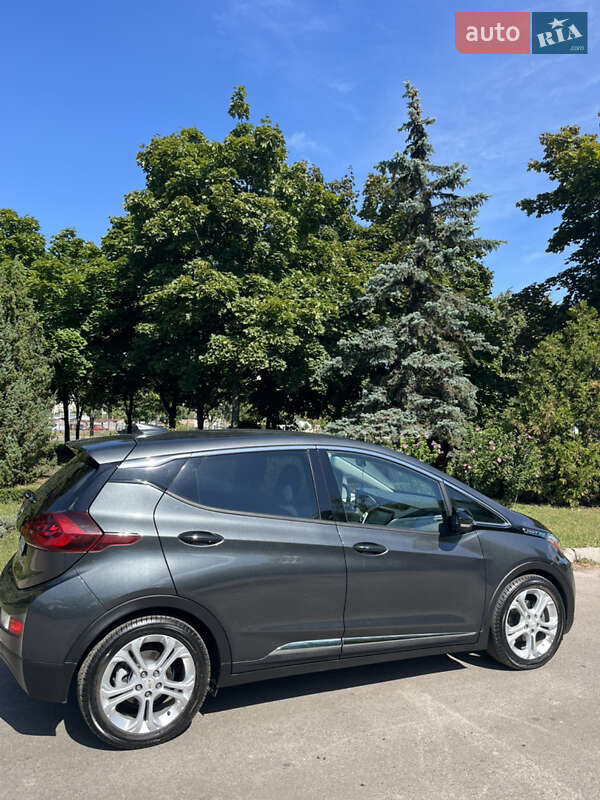 Хэтчбек Chevrolet Bolt EV 2018 в Киеве