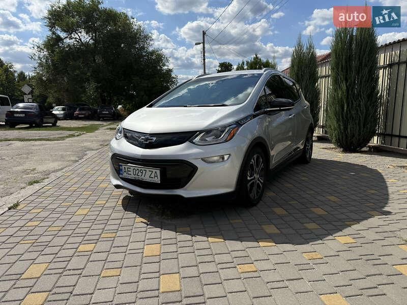 Хетчбек Chevrolet Bolt EV 2017 в Запоріжжі