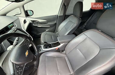 Хэтчбек Chevrolet Bolt EV 2017 в 