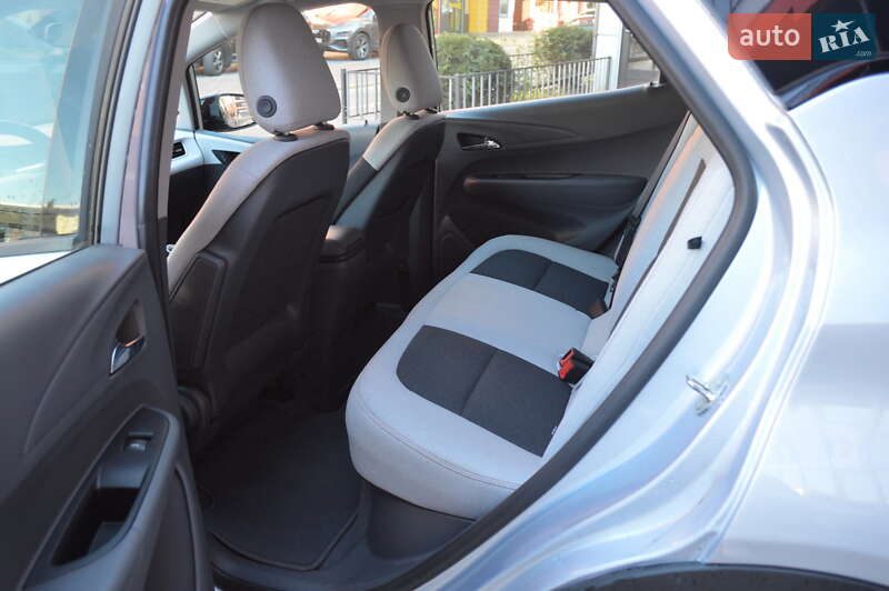 Хэтчбек Chevrolet Bolt EV 2017 в Львове