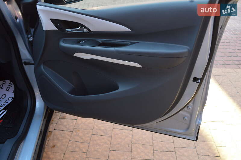 Хэтчбек Chevrolet Bolt EV 2017 в Львове