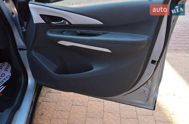 Хэтчбек Chevrolet Bolt EV 2017 в 