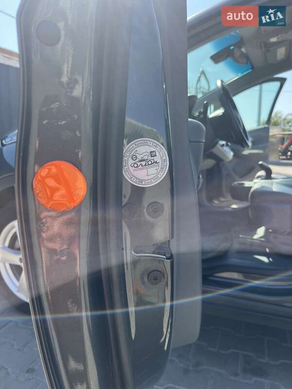 Хэтчбек Chevrolet Bolt EV 2017 в Киеве