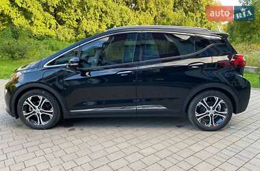 Хэтчбек Chevrolet Bolt EV 2019 в 