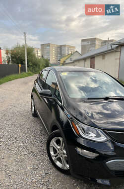Хэтчбек Chevrolet Bolt EV 2018 в 