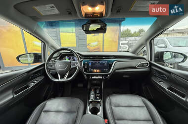 Хэтчбек Chevrolet Bolt EV 2021 в 