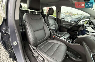 Хэтчбек Chevrolet Bolt EV 2021 в 