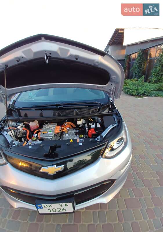 Хэтчбек Chevrolet Bolt EV 2017 в Костополе