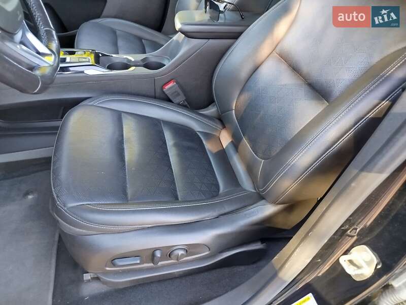 Хэтчбек Chevrolet Bolt EV 2023 в Киеве фото 27 Хэтчбек Chevrolet Bolt EV 2023 в Киеве