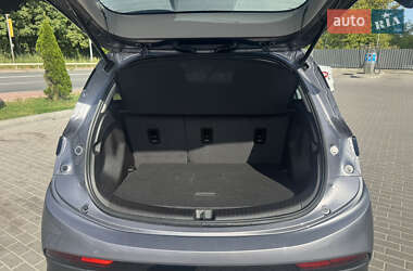Хэтчбек Chevrolet Bolt EV 2023 в 