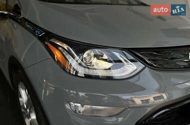 Хетчбек Chevrolet Bolt EV 2021 в 