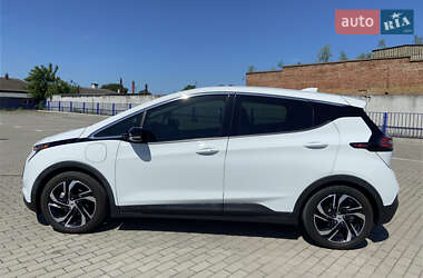 Хэтчбек Chevrolet Bolt EV 2022 в 