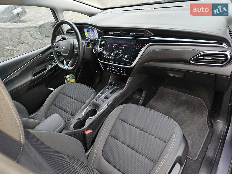 Хэтчбек Chevrolet Bolt EV 2023 в Львове