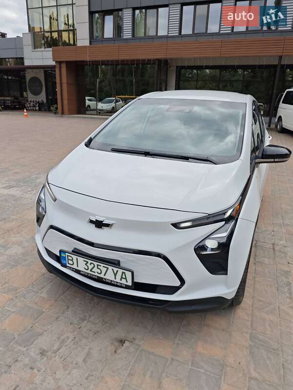 Хэтчбек Chevrolet Bolt EV 2023 в Полтаве