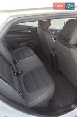 Хэтчбек Chevrolet Bolt EV 2023 в 