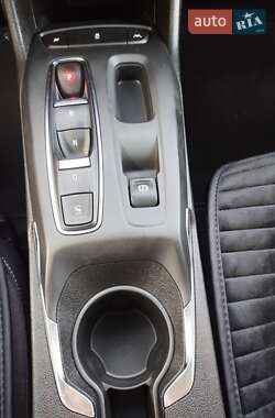 Хэтчбек Chevrolet Bolt EV 2023 в 