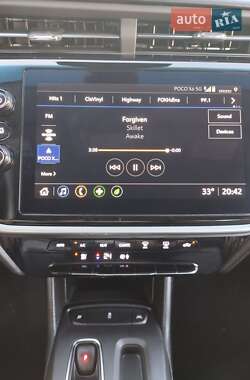 Хэтчбек Chevrolet Bolt EV 2023 в 